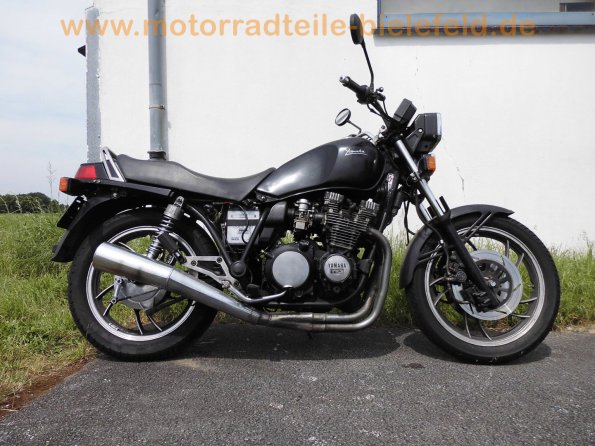 Yamaha_XJ_750_SECA_11M_schwarz_LSL_Lenker_BSM_L88__4-1_Auspuff_-_wie_XJ_650_700_900_F_Kardan_47